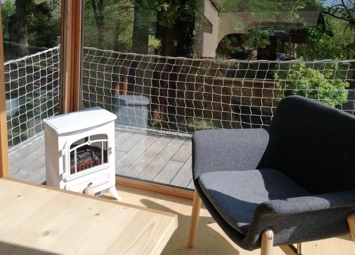 Monchateau Etoile, Hebergement Insolite Avec Spa Merlas Exterior photo