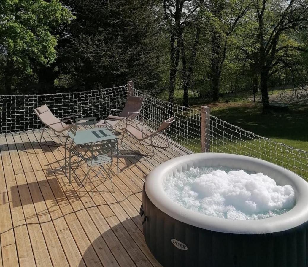 Monchateau Etoile, Hebergement Insolite Avec Spa Merlas Exterior photo